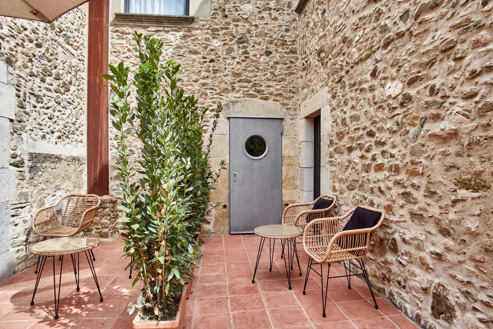 Hotel Arcs De Monells - Adults Only Exterior foto