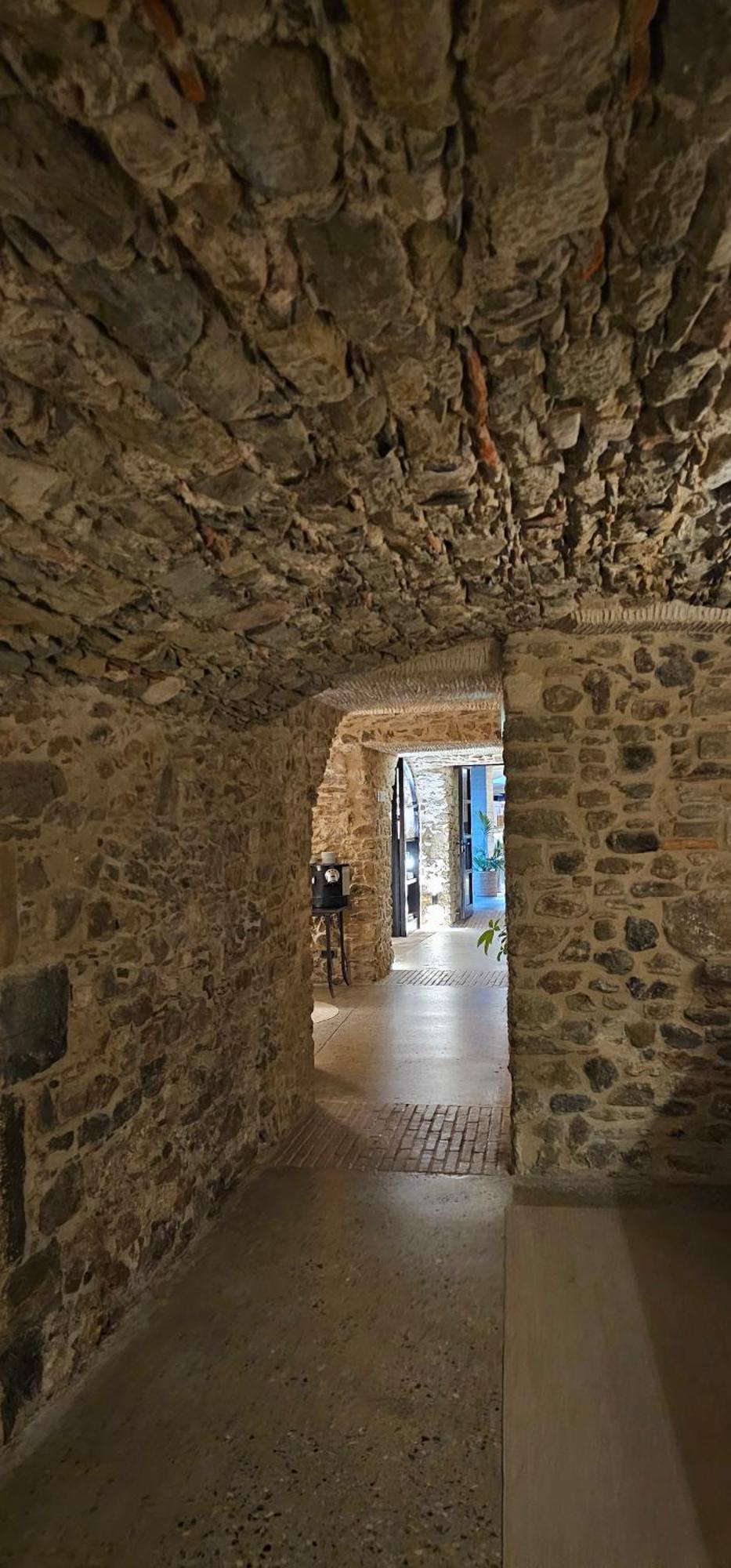 Hotel Arcs De Monells - Adults Only Exterior foto